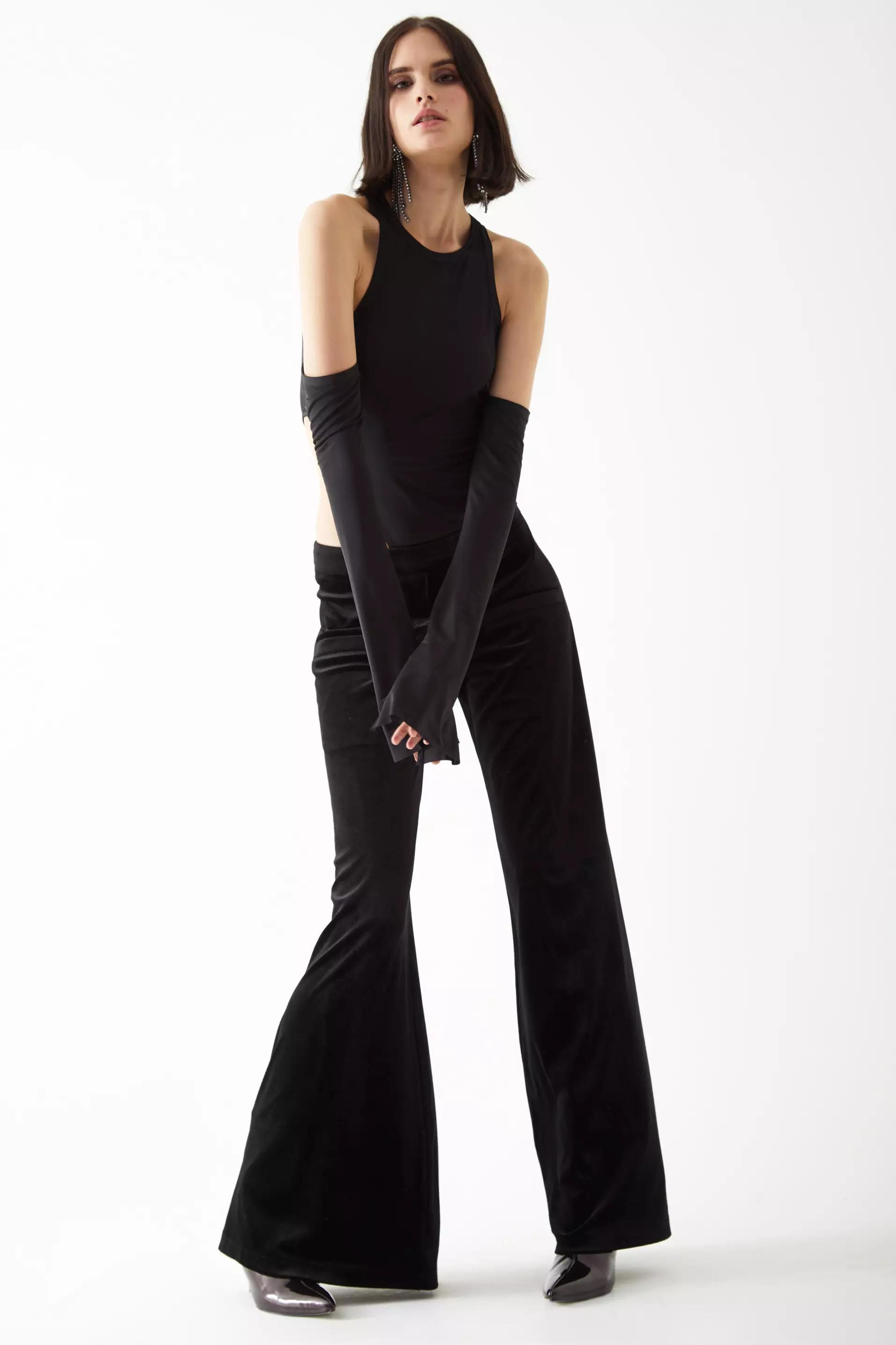 Black Velvet Sleeveless Uzun Pants