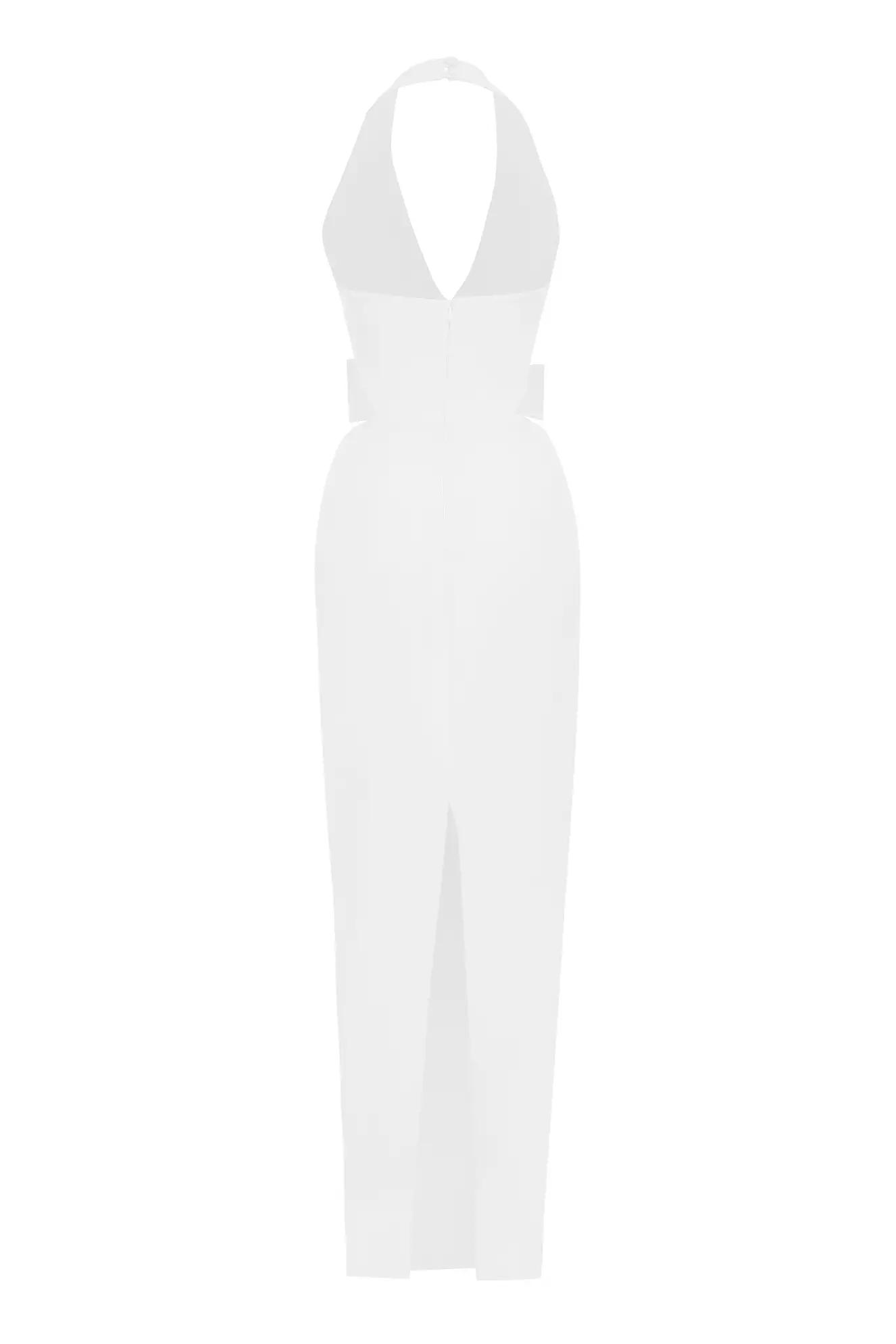 White crepe sleeveless long dress