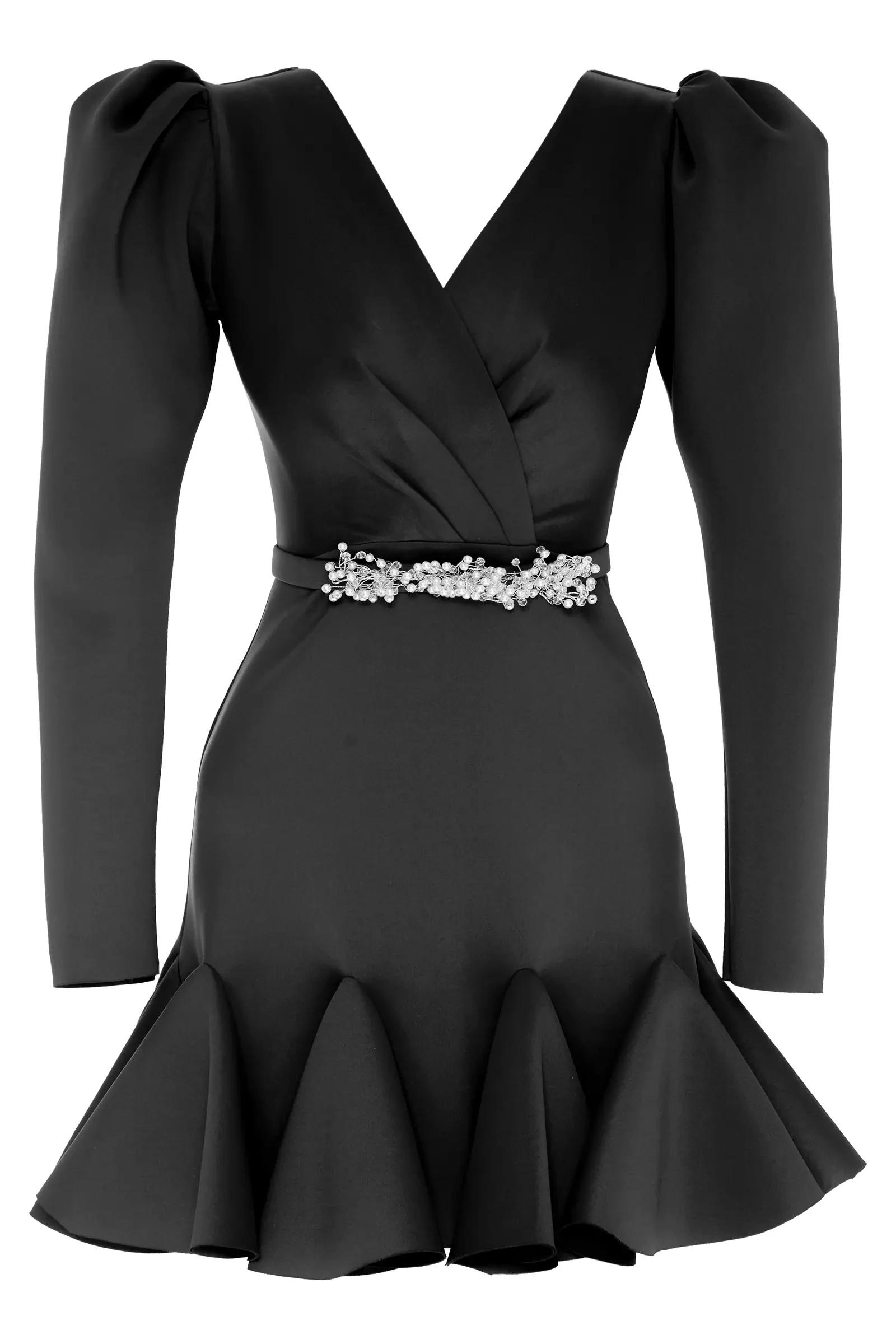 Black wowen long sleeve mini dress