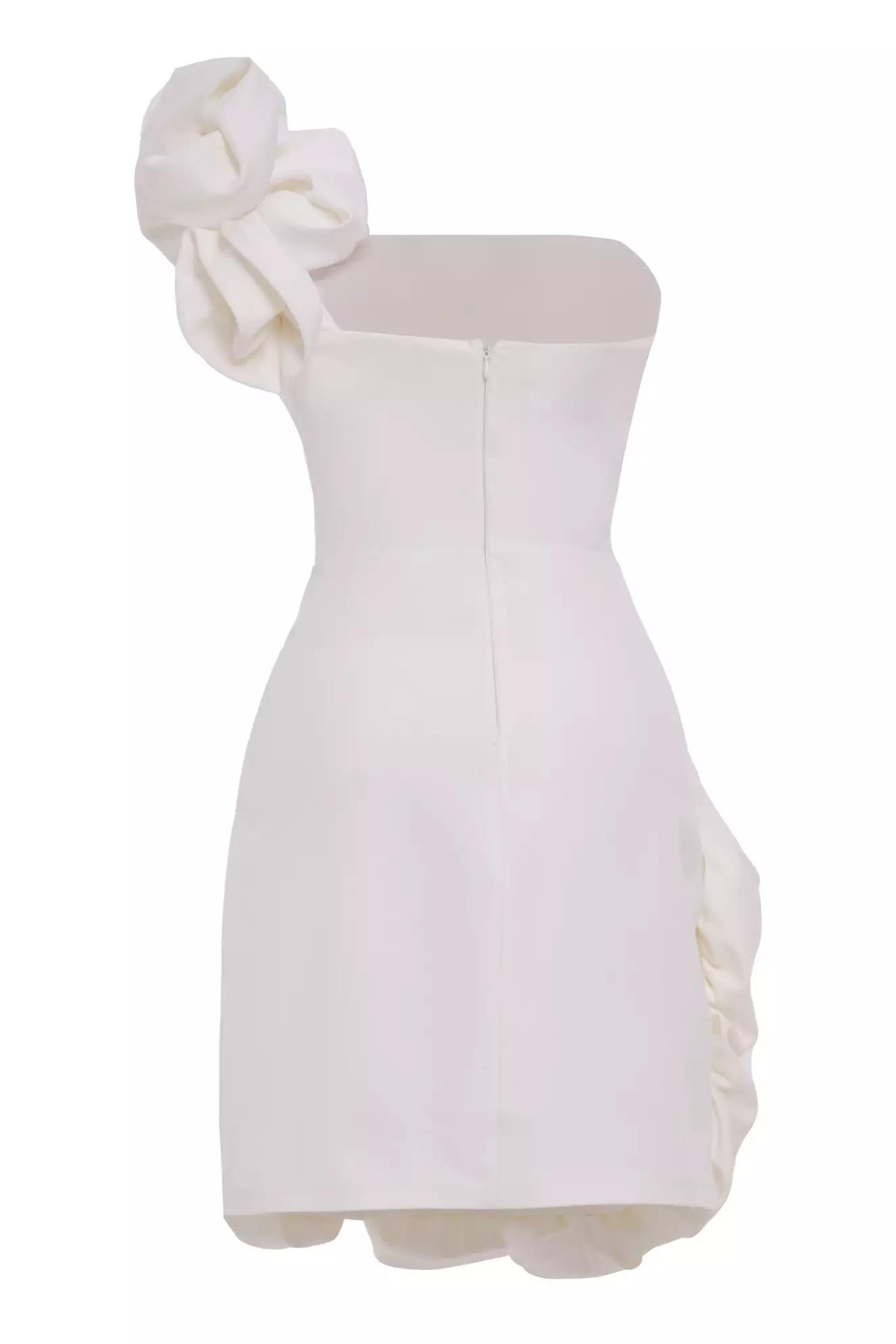 White crepe sleeveless mini dress