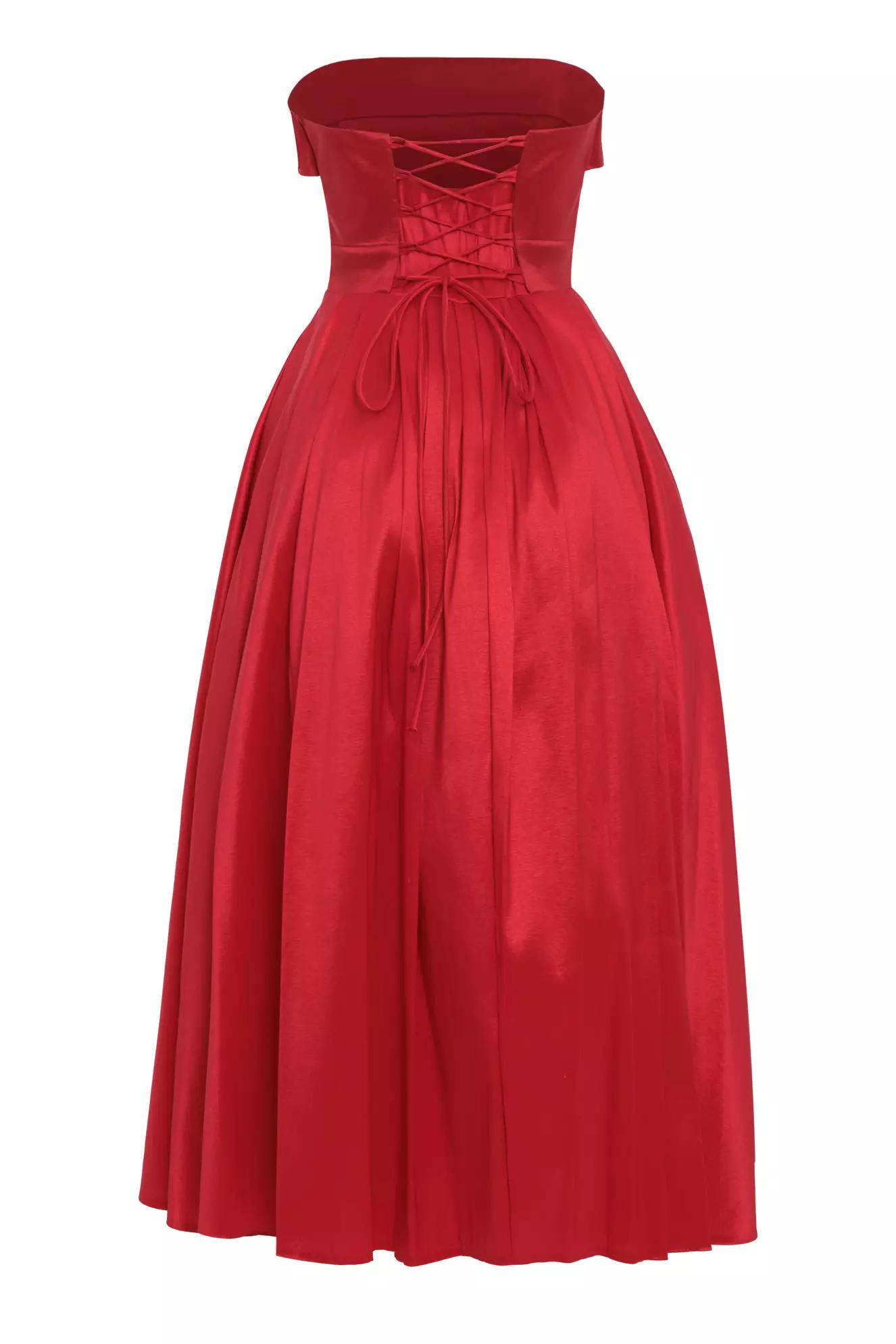 Red tafta sleeveless long dress