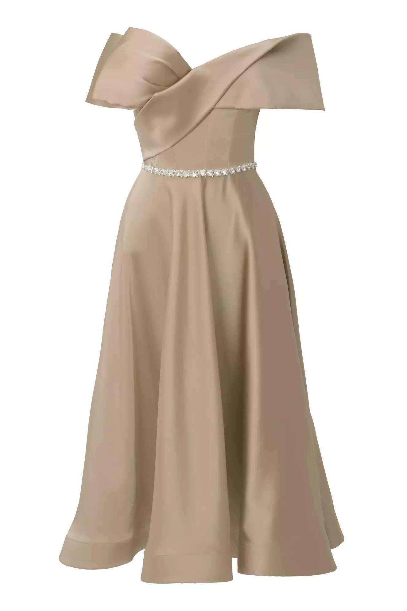 Gold satin sleeveless long dress