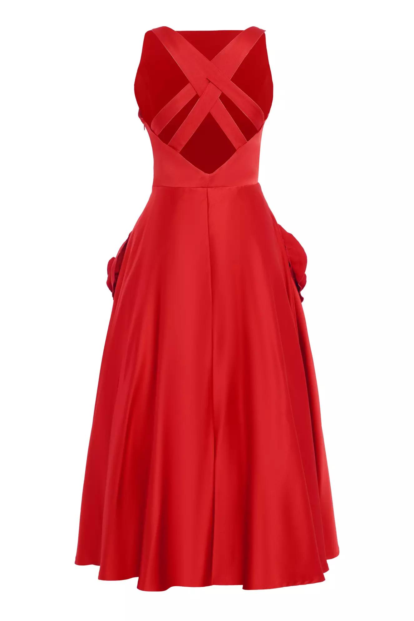 Red satin sleeveless long dress