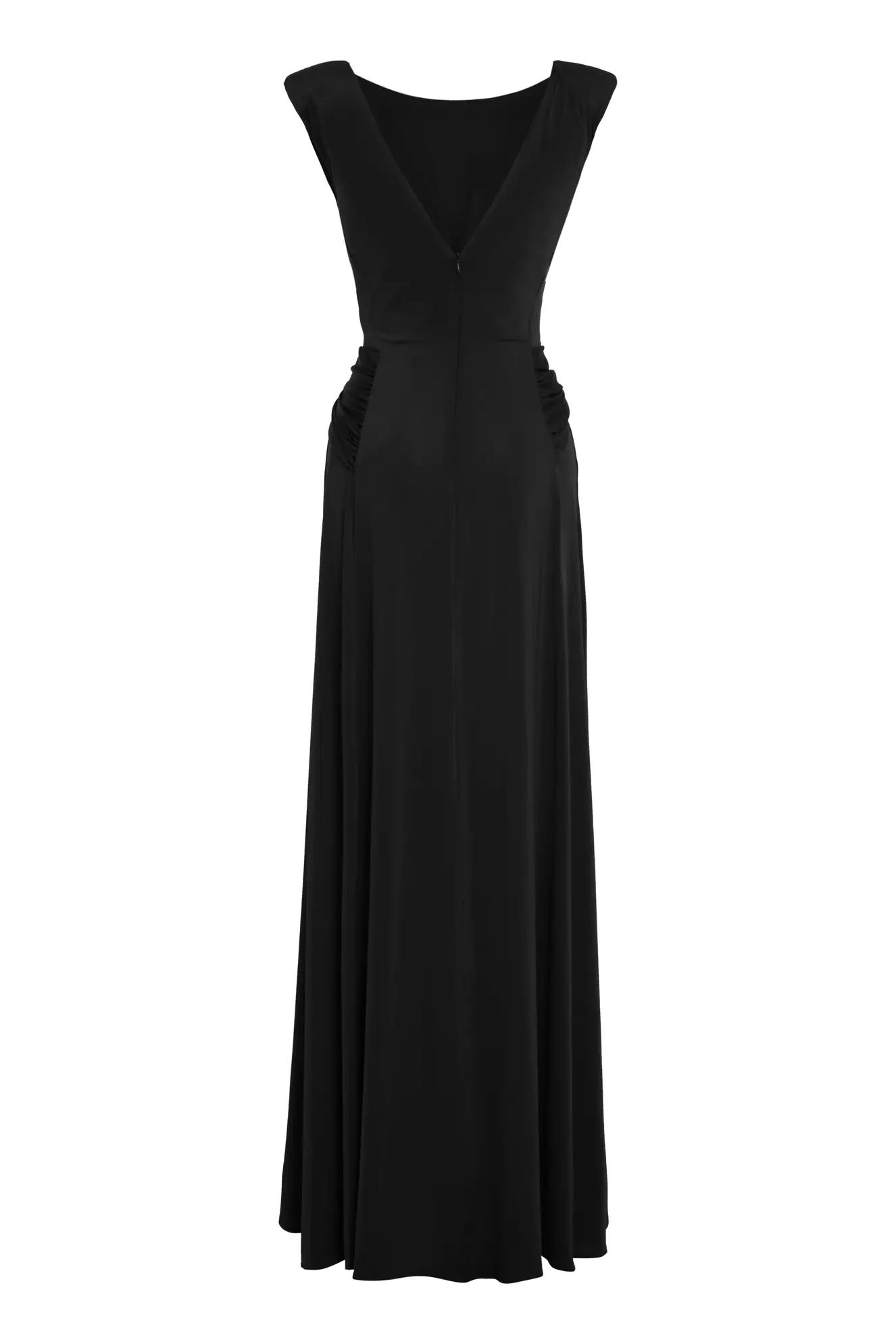 Black knitted sleeveless long dress