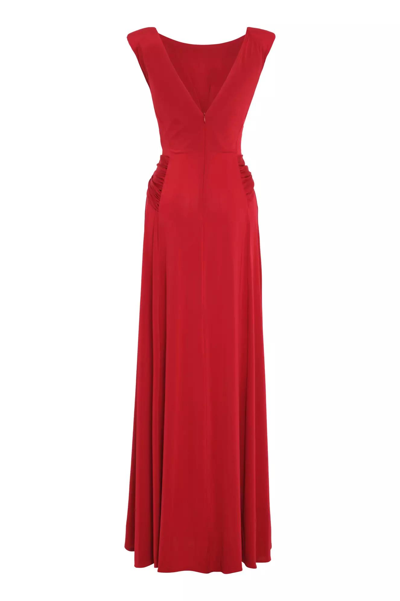 Red knitted sleeveless long dress